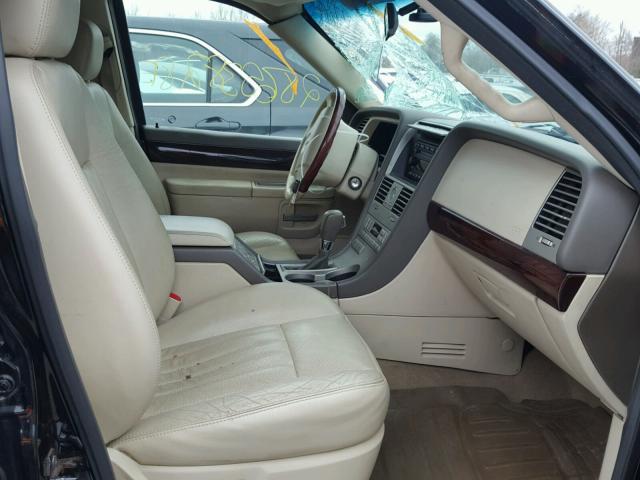 5LMEU88H54ZJ09549 - 2004 LINCOLN AVIATOR 黑色 照片 5