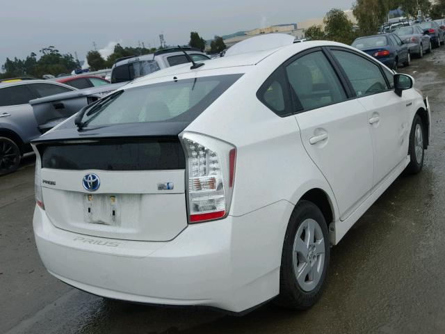 JTDKN3DUXA0090882 - 2010 TOYOTA PRIUS SILVER photo 4