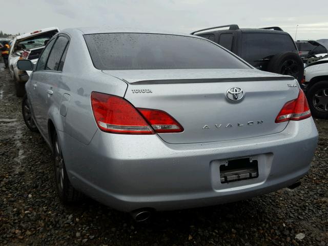 4T1BK36B06U109486 - 2006 TOYOTA AVALON XL SILVER photo 3