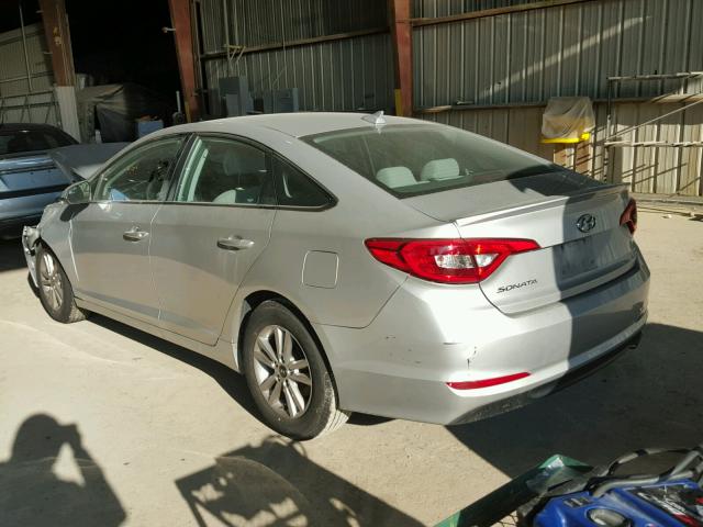 5NPE24AF0FH031108 - 2015 HYUNDAI SONATA SE SILVER photo 3