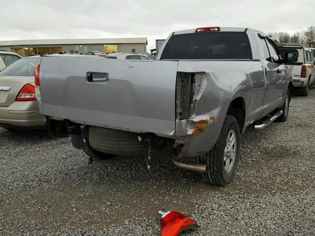 5TFTM5F14AX001160 - 2010 TOYOTA TUNDRA DOU GRAY photo 4