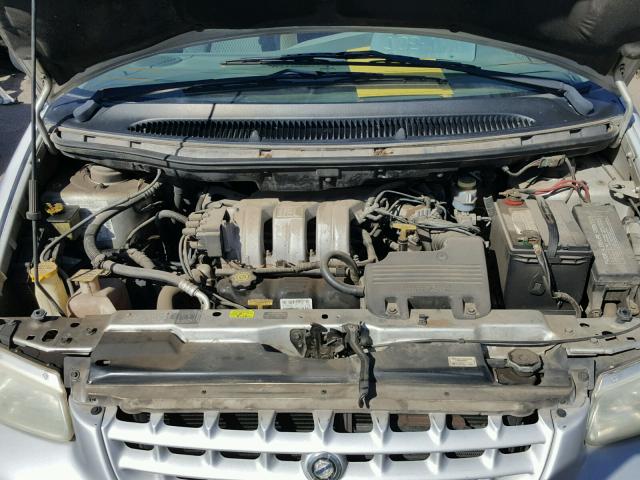 1C4GJ44R3YB734532 - 2000 CHRYSLER GRAND VOYA SILVER photo 7