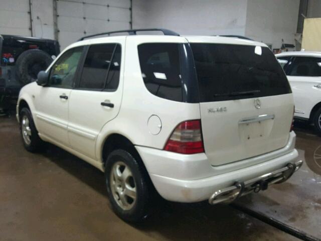 4JGAB72E0XA078049 - 1999 MERCEDES-BENZ ML 430 白色 照片 3