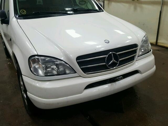 4JGAB72E0XA078049 - 1999 MERCEDES-BENZ ML 430 白色 照片 9