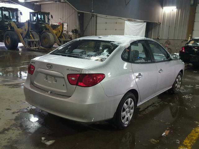 KMHDU46D78U410592 - 2008 HYUNDAI ELANTRA GL SILVER photo 4