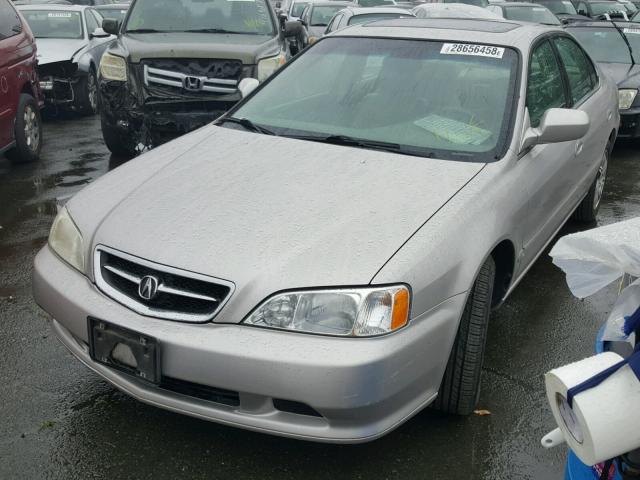 19UUA5648XA000470 - 1999 ACURA 3.2TL SILVER photo 2