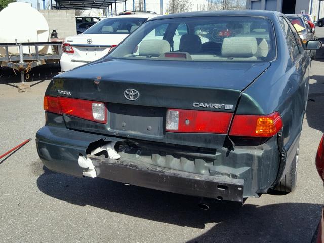 4T1BG22K21U039211 - 2001 TOYOTA CAMRY CE GREEN photo 4