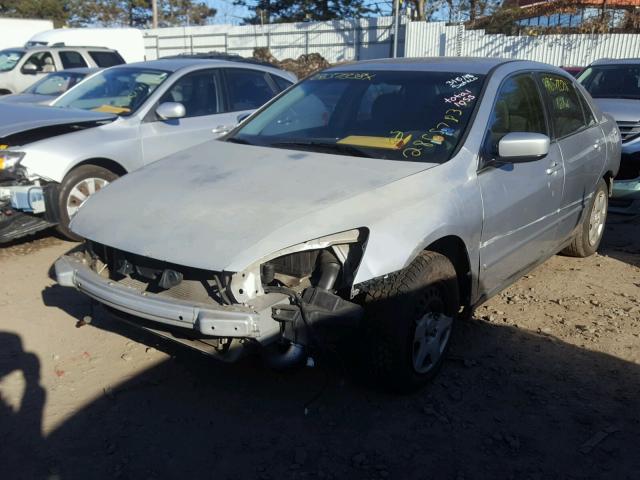 1HGCM56497A123357 - 2007 HONDA ACCORD LX SILVER photo 2