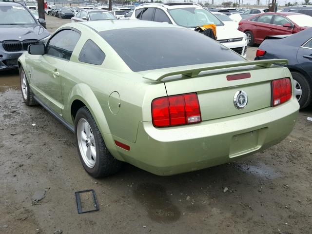 1ZVFT80NX65165283 - 2006 FORD MUSTANG GREEN photo 3