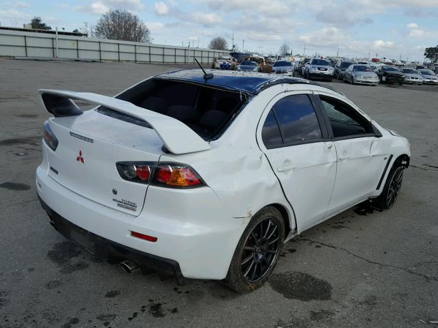 JA32W7FV7FU027604 - 2015 MITSUBISHI LANCER EVO WHITE photo 4