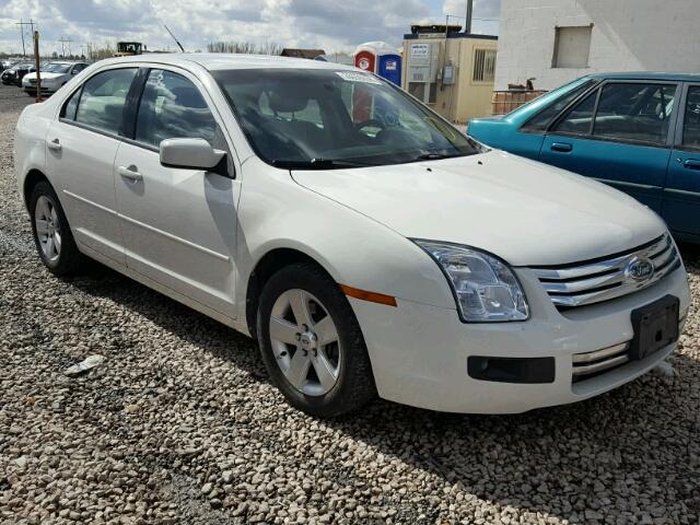 3FAHP07Z29R200898 - 2009 FORD FUSION SE WHITE photo 1