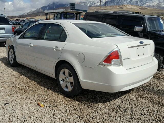 3FAHP07Z29R200898 - 2009 FORD FUSION SE WHITE photo 3