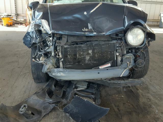 1J8FT47057D410397 - 2007 JEEP COMPASS CHARCOAL photo 9