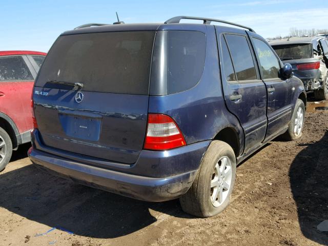 4JGAB72E81A245717 - 2001 MERCEDES-BENZ ML 430 BLUE photo 4