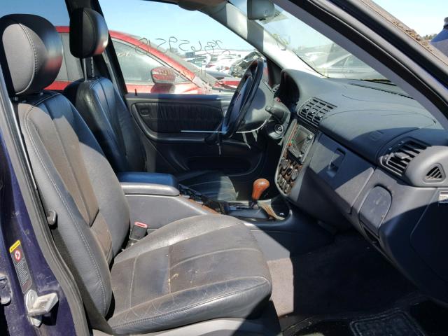 4JGAB72E81A245717 - 2001 MERCEDES-BENZ ML 430 蓝色 照片 5