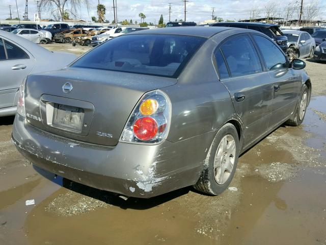 1N4AL11D94C158026 - 2004 NISSAN ALTIMA BAS GRAY photo 4