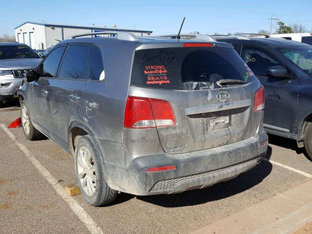 5XYKT4A20BG140473 - 2011 KIA SORENTO BA BROWN photo 3