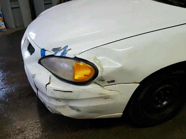 1G2NF52E34M569275 - 2004 PONTIAC GRAND AM S 白色 照片 9