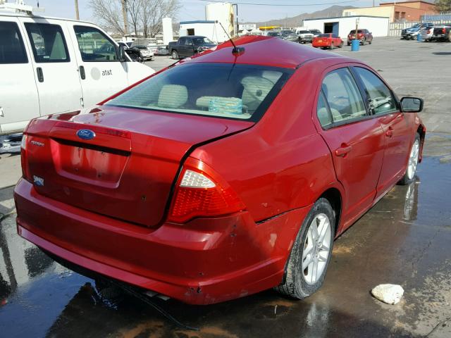 3FAHP0GA7BR297614 - 2011 FORD FUSION S RED photo 4