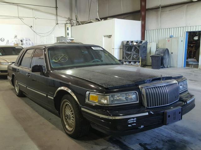 1LNLM82W6VY710221 - 1997 LINCOLN TOWN CAR S BLACK photo 1