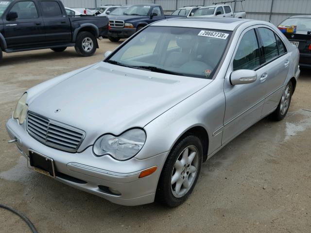 WDBRF61J31F109243 - 2001 MERCEDES-BENZ C 240 SILVER photo 2