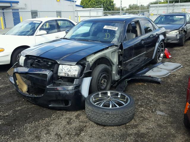 2C3KA53G36H423546 - 2006 CHRYSLER 300 TOURIN BLACK photo 2