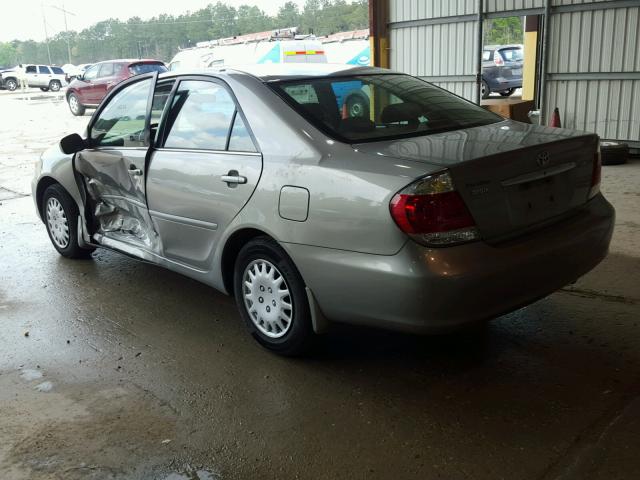 4T1BE30K15U632112 - 2005 TOYOTA CAMRY LE SILVER photo 3