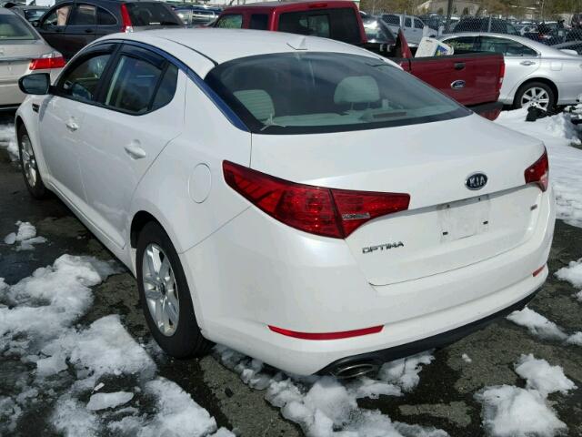 KNAGM4A75B5160156 - 2011 KIA OPTIMA LX WHITE photo 3