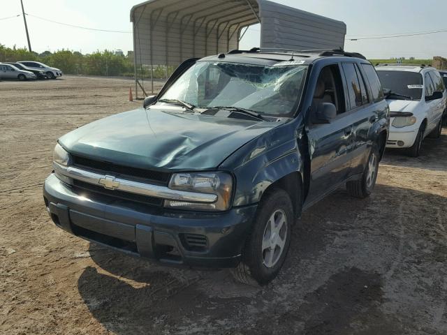 1GNDS13S552156262 - 2005 CHEVROLET TRAILBLAZE GREEN photo 2