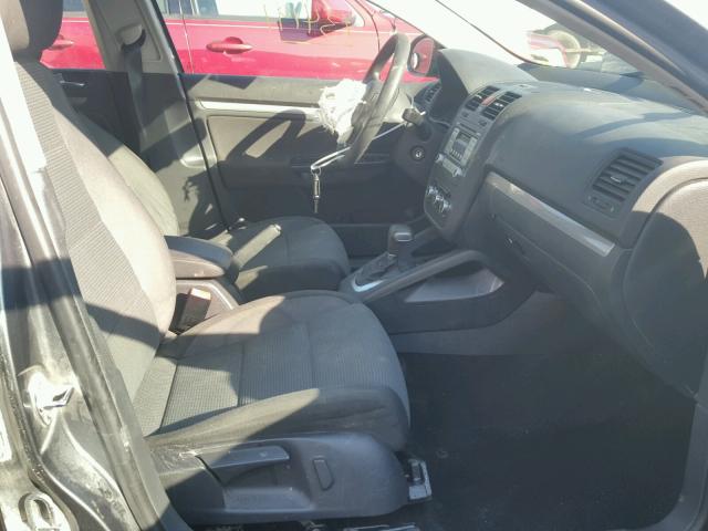 3VWJZ7AJ5AM053136 - 2010 VOLKSWAGEN JETTA S 灰色 照片 5