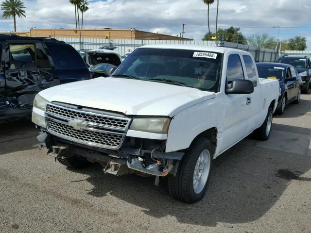 1GCEC19X04Z342648 - 2004 CHEVROLET SILVERADO WHITE photo 2