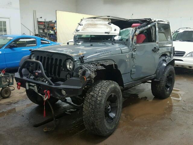 1C4AJWAG3FL575782 - 2015 JEEP WRANGLER S Boz foto 2