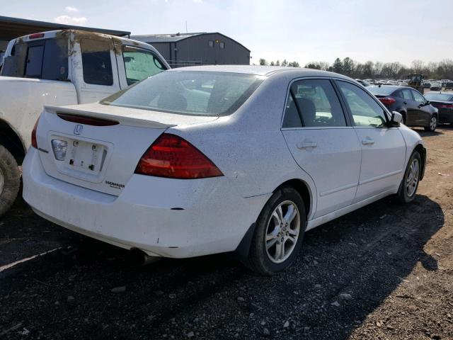 1HGCM56376A042069 - 2006 HONDA ACCORD SE WHITE photo 4