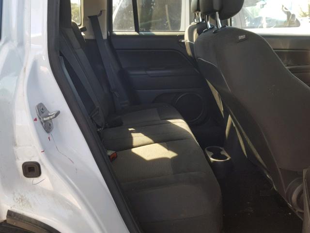 1C4NJDBB7ED800447 - 2014 JEEP COMPASS SP WHITE photo 6