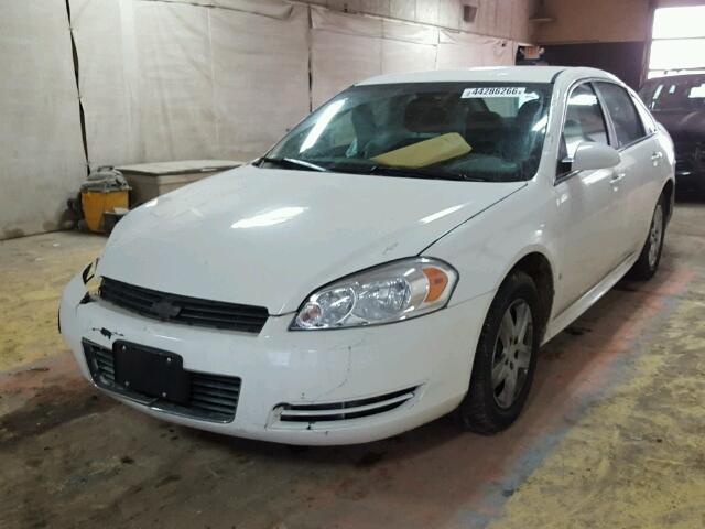 2G1WB57K991289012 - 2009 CHEVROLET IMPALA WHITE photo 2