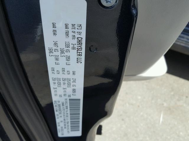 2A8HR54P68R725481 - 2008 CHRYSLER TOWN & COU BLACK photo 10