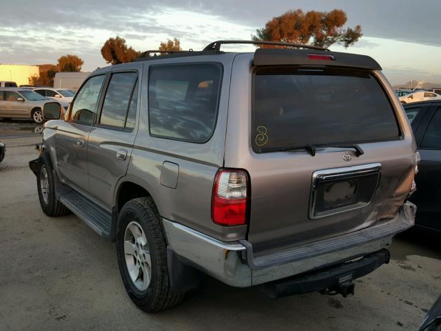 JT3GN86R920234505 - 2002 TOYOTA 4RUNNER SR TAN photo 3