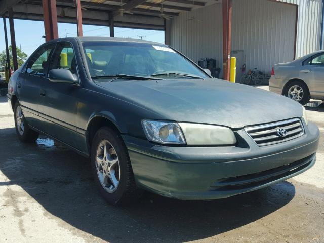 4T1BG22K11U096256 - 2001 TOYOTA CAMRY CE GREEN photo 1