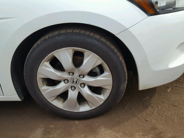 1HGCP26809A003569 - 2009 HONDA ACCORD EXL WHITE photo 9