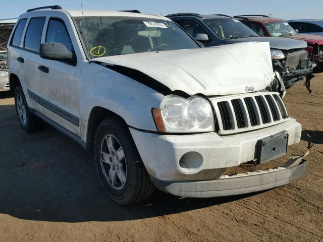 1J4GR48K75C582065 - 2005 JEEP GRAND CHER WHITE photo 1