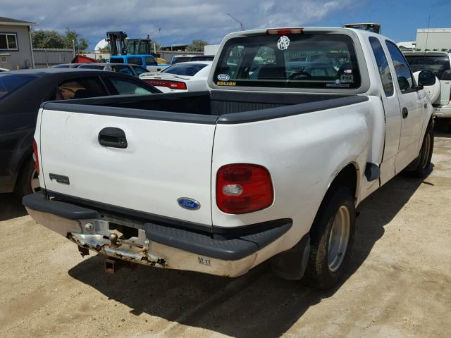 1FTDX0723VKC49764 - 1997 FORD F150 WHITE photo 4