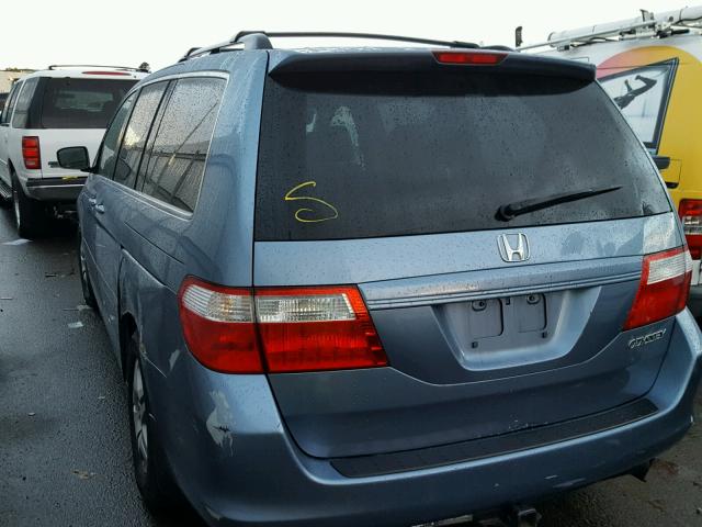 5FNRL38735B080677 - 2005 HONDA ODYSSEY EX BLUE photo 3