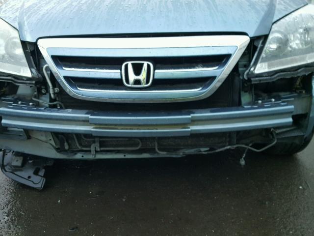 5FNRL38735B080677 - 2005 HONDA ODYSSEY EX BLUE photo 9