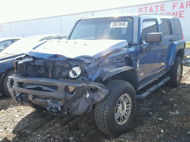 5GTDN136968171499 - 2006 HUMMER H3 BLUE photo 2