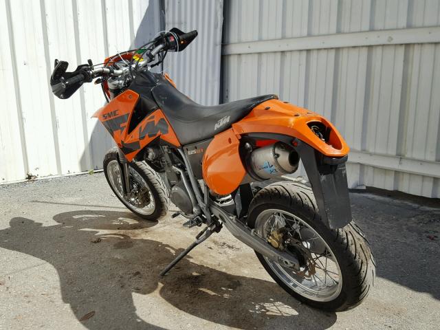 VBKEXN40X4M773418 - 2004 KTM 625 SMC ORANGE photo 3