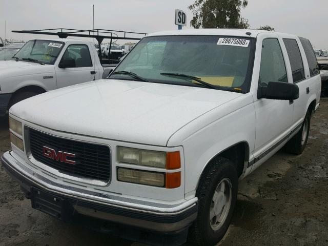 1GKEC13R1XJ728576 - 1999 GMC YUKON WHITE photo 2