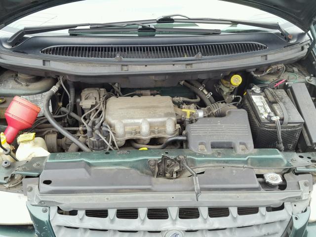 2P4FP2530TR665846 - 1996 PLYMOUTH VOYAGER GREEN photo 7