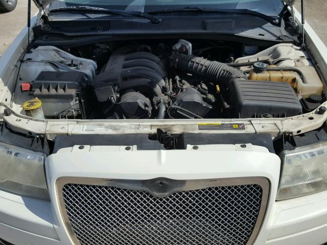 2C3KA43R56H182407 - 2006 CHRYSLER 300 WHITE photo 7