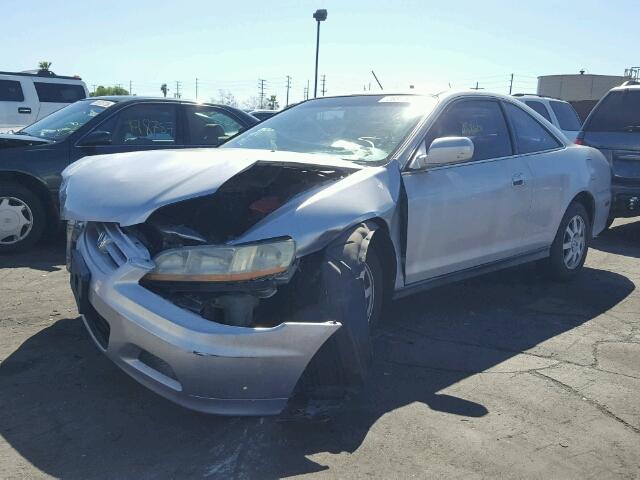 1HGCG32631A016203 - 2001 HONDA ACCORD LX SILVER photo 2