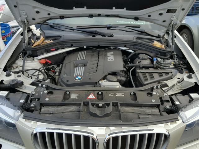 5UXWX5C55BL712773 - 2011 BMW X3 XDRIVE2 ვერცხლისფერი ფოტო 7